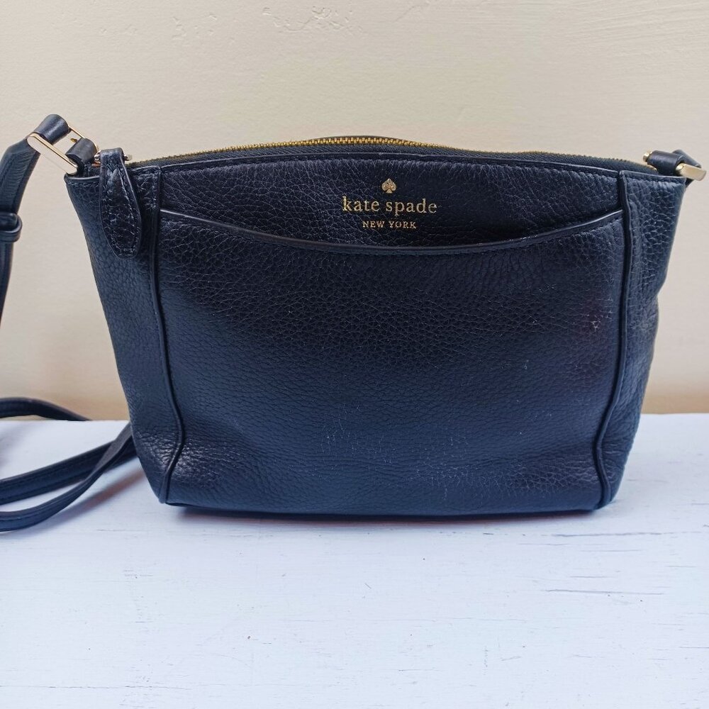Kate Spade New York Black Leather Crossbody Bag With Adjustable Strap & Gold-Ton